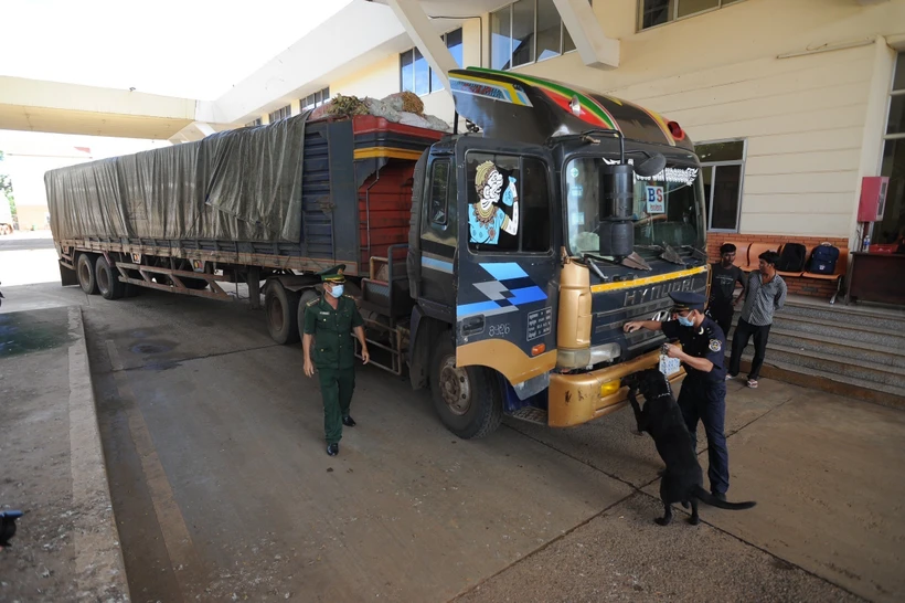 Sửa quy định trách nhiệm của cơ quan quản lý nhà nước chuyên ngành tại cửa khẩu biên giới