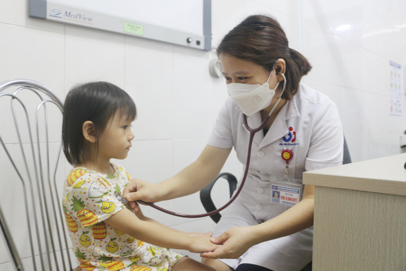 Nghệ An: Thời tiết giao mùa, gia tăng nhiều dịch bệnh