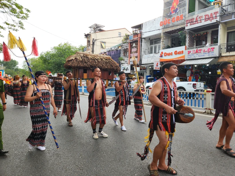 Festival nghề truyền thống Huế 2023: Đặc sắc Lễ hội Quảng diễn đường phố