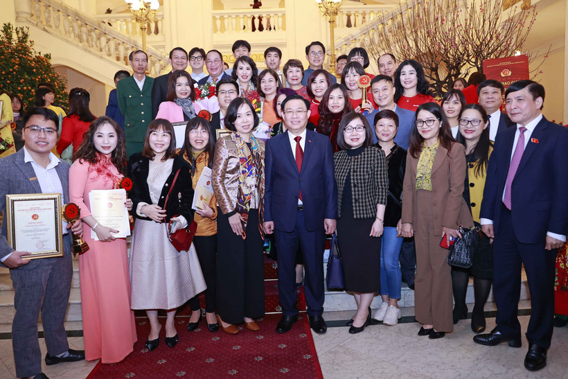 Danh sách các tác phẩm, tác giả đoạt Giải Búa liềm vàng lần thứ VII, năm 2022