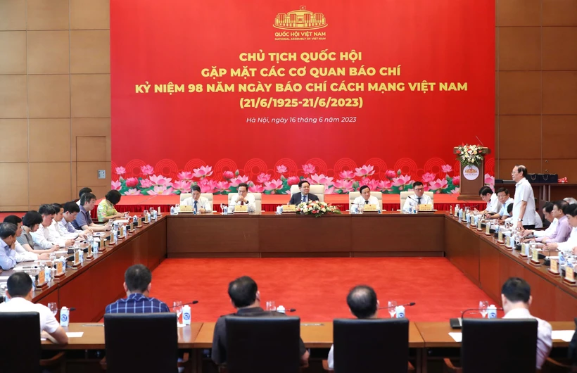Chủ tịch Quốc hội Vương Đình Huệ: Báo chí không ngừng vươn lên, là cầu nối giữa Đảng, Nhà nước với nhân dân