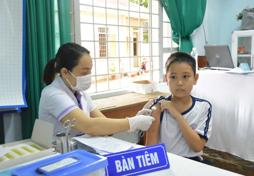 Đắk Lắk thúc đẩy tiêm vaccine phòng COVID-19 cho trẻ em