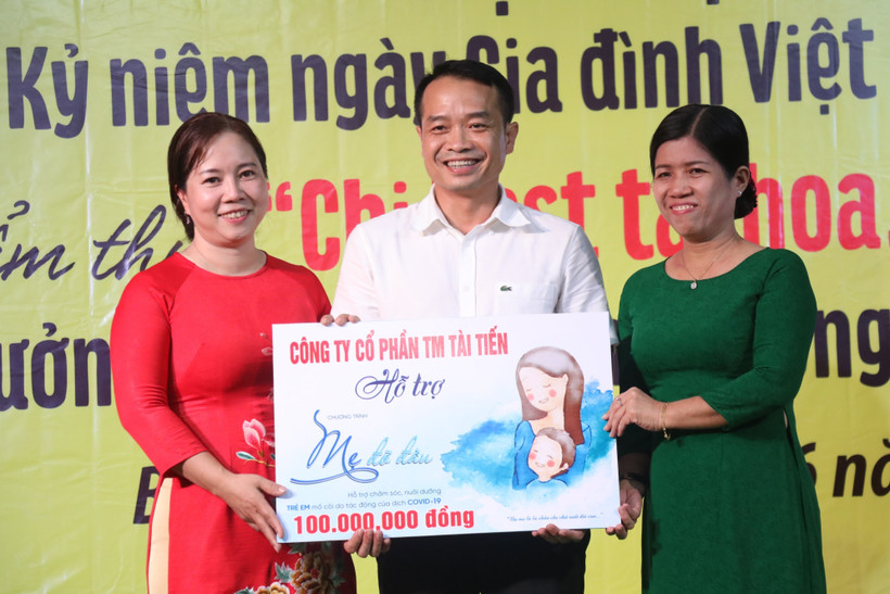 Phụ nữ đồng hành xây dựng gia đình hạnh phúc