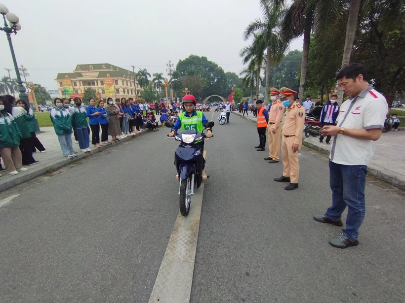 Yên Bái: Thanh niên đi đầu trong tuyên truyền xây dựng văn hóa giao thông