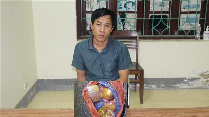Bắt đối tượng Sùng A Khai mua bán trái phép chất ma túy