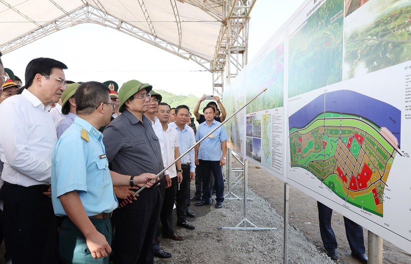 Thủ tướng Phạm Minh Chính khảo sát các công trình, dự án trọng điểm tại tỉnh Lào Cai