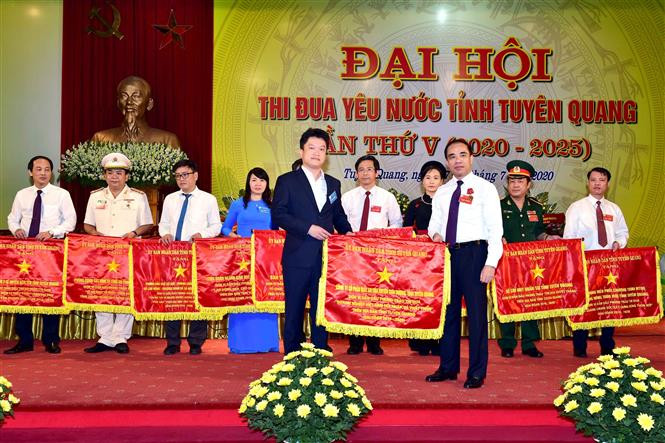 Đại hội thi đua yêu nước lần thứ X: Tuyên Quang đẩy mạnh thực hiện tốt 4 phong trào thi đua 
