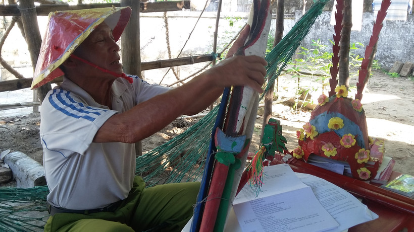 Lão ngư Nguyễn Huýnh “giữ lửa” trò Kiều trên quê hương Nguyễn Du