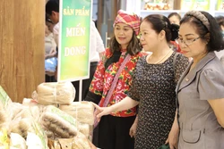 Đưa sản phẩm đặc trưng của đồng bào dân tộc Cao Bằng đến với TP. Hồ Chí Minh