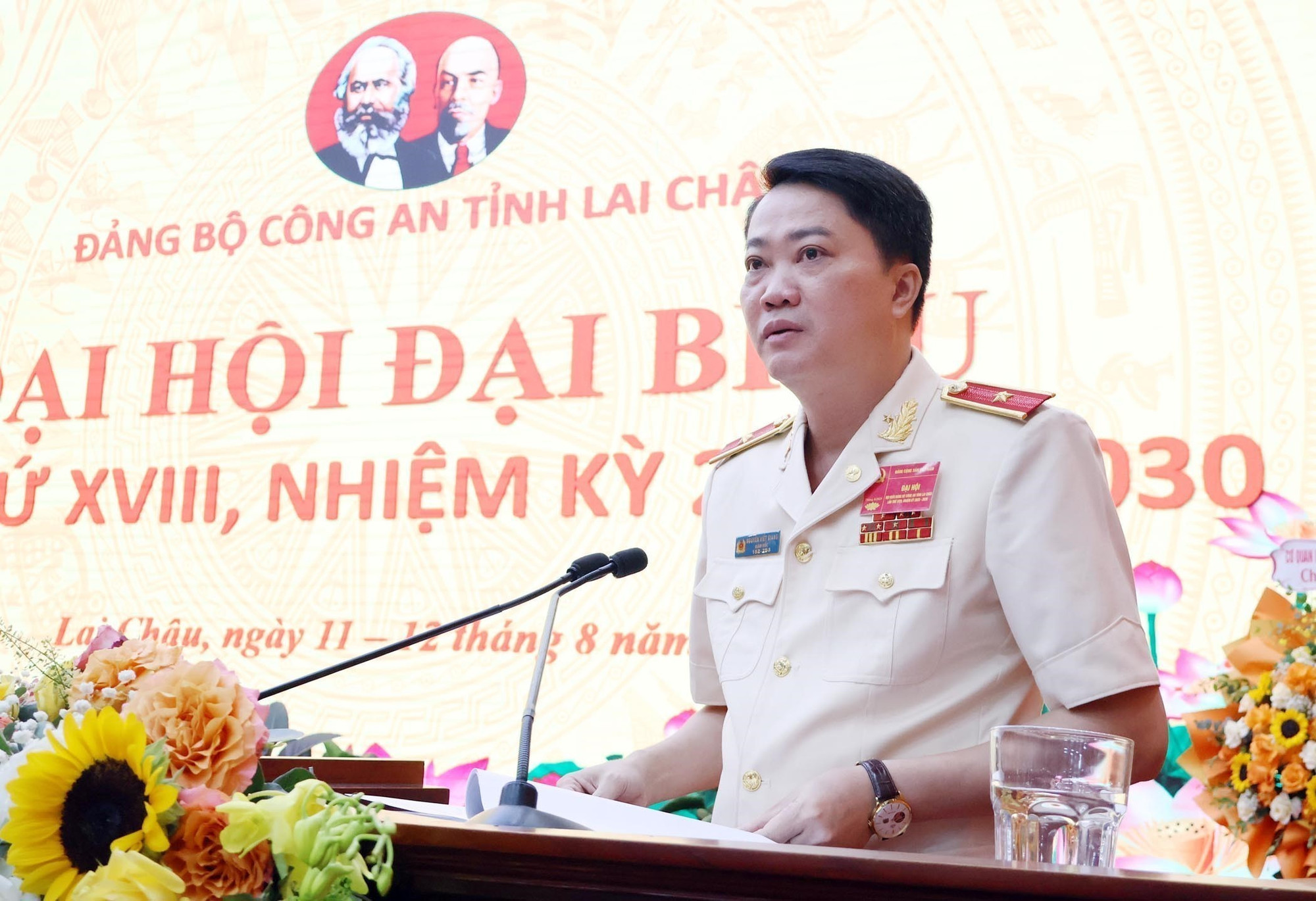 Thiếu tướng Nguyễn Viết Giang, Giám đốc Công an tỉnh Lai Châu được bầu giữ chức Bí thư Đảng ủy Công an Lai Châu nhiệm kỳ 2025 - 2030. Ảnh: Quý Trung/TTXVN lai-chau-13825-13.jpg