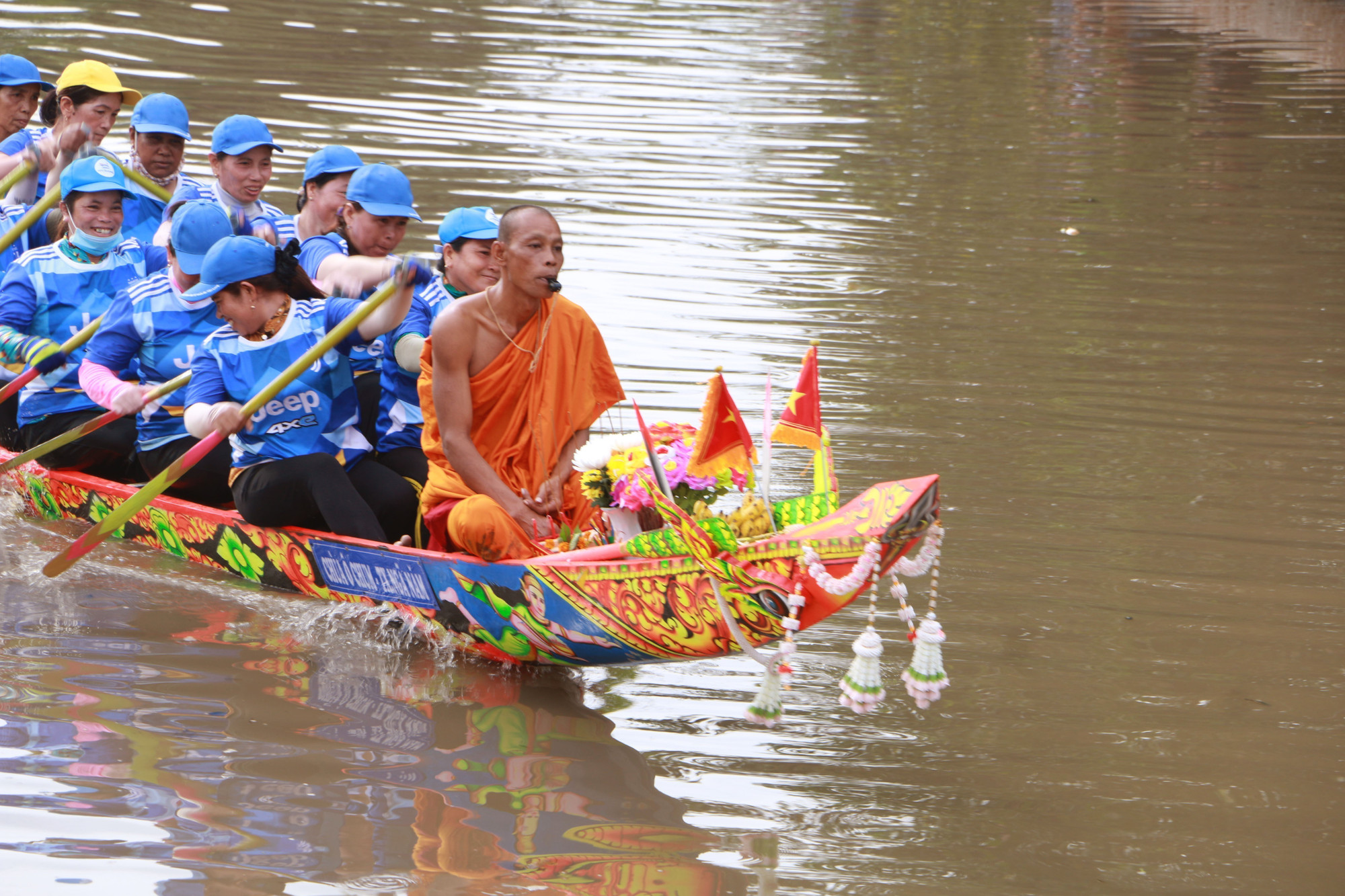 Đội bơi ghe Ngo. Ảnh: Tuấn Phi/TTXVN ghe-ngo-26625-12.jpg