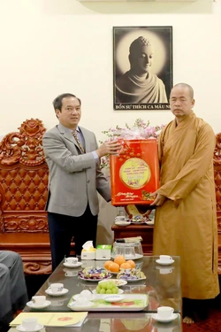 Chăm lo Tết cho người nghèo, đồng bào dân tộc thiểu số