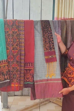 Làng nghề dệt thổ cẩm của đồng bào dân tộc Khmer phát triển kinh tế di sản