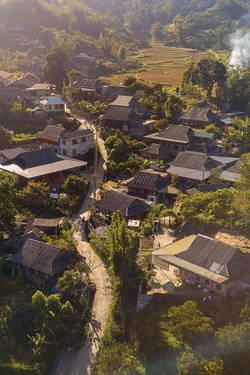 'Thung lũng trường thọ' lưu giữ văn hóa Mường cổ