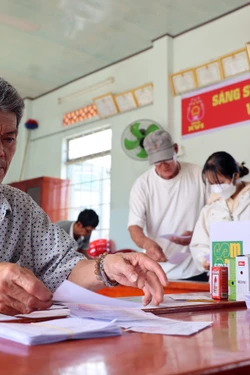 Cử tri vùng lũ phấn khởi đón ngày hội lớn