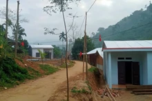 Niềm vui an cư của đồng bào dưới chân dãy Ngọc Linh