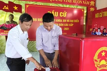 Bầu cử Quốc hội và HĐND: Đổi mới phương thức truyền thông tại vùng đồng bào dân tộc thiểu số