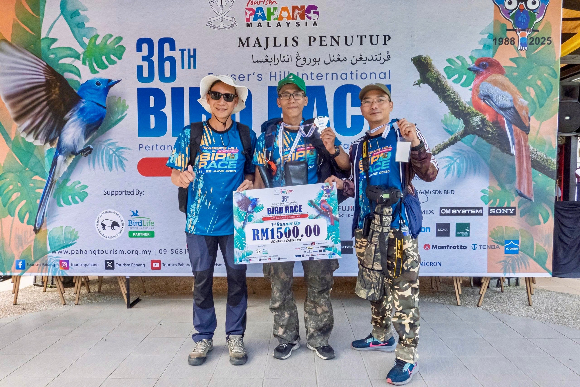 Các NSNA Việt Nam tại Cuộc thi Quốc tế Fraser’s Hill International Birdrace 2025 z6740806854224-c83e1ab4e7e846edb0216b745479d3e6.jpg