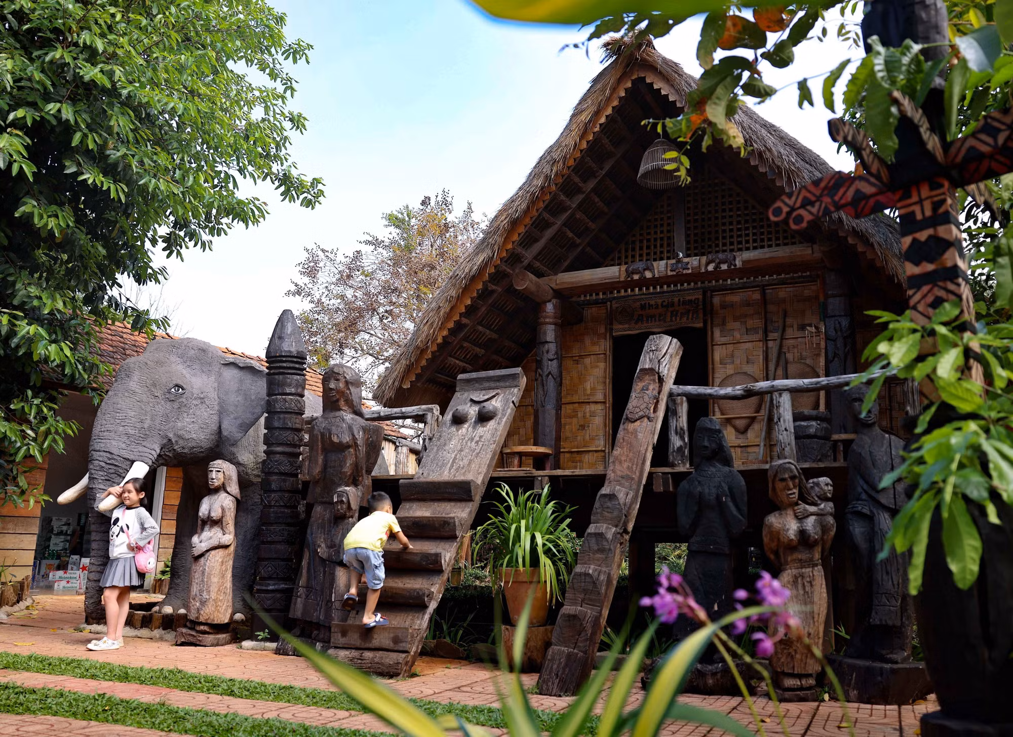 potal-buon-du-lich-cong-dong-ako-dhong-diem-den-an-tuong-trong-long-buon-ma-thuot-7930831.jpg