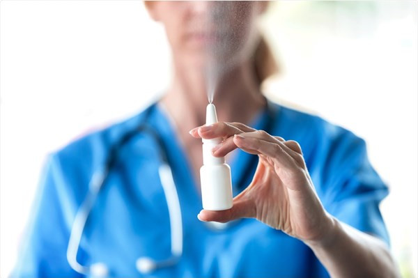 Vaccine dạng xịt - Ứng cử viên tiềm năng ngăn chặn COVID-19