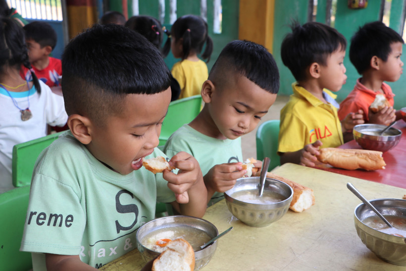 Giảm tỷ lệ suy dinh dưỡng trẻ em vùng khó khăn còn 38%