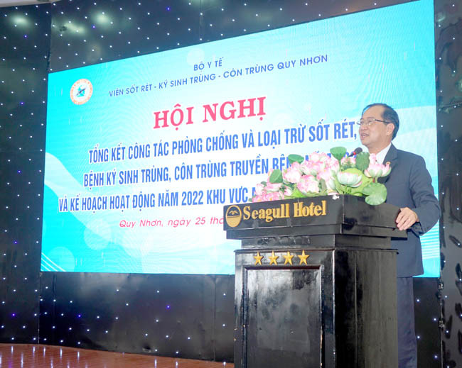 PGS.TS. Hồ Văn Hoàng, Viện trưởng Viện sốt rét-KST-CT Quy Nhơn phát biểu khai mạc Hội nghị. Ảnh: impe-qn.org.vn