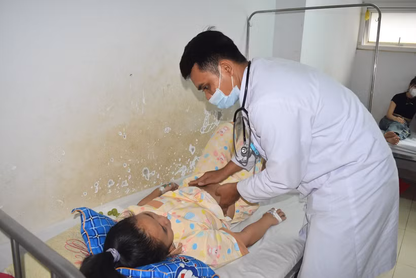 Số ca mắc sốt xuất huyết tại Đắk Lắk liên tục tăng cao, xuất hiện tại 15/15 huyện, thành phố. Ảnh: Nguyên Dung – TTXVN