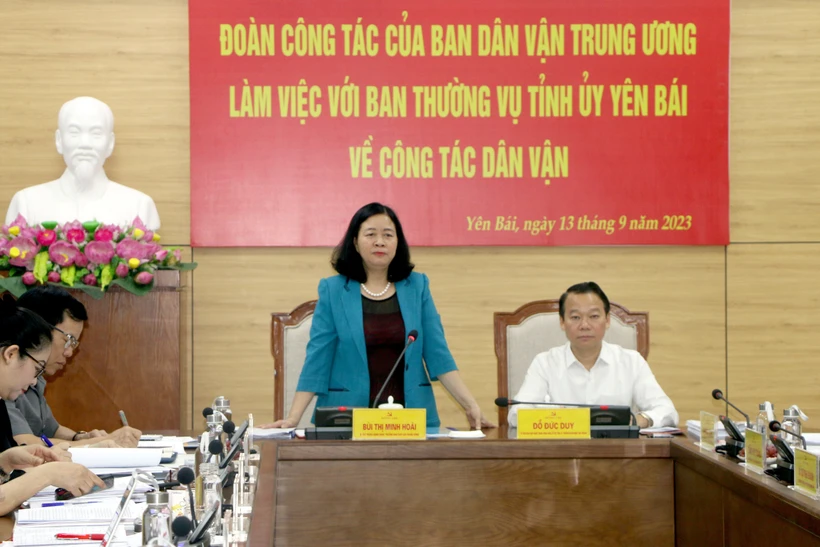 Bí thư Trung ương Đảng, Trưởng Ban Dân vận Trung ương Bùi Thị Minh Hoài phát biểu tại buổi làm việc với Ban Thường vụ Tỉnh ủy Yên Bái. Ảnh: Việt Dũng - TTXVN