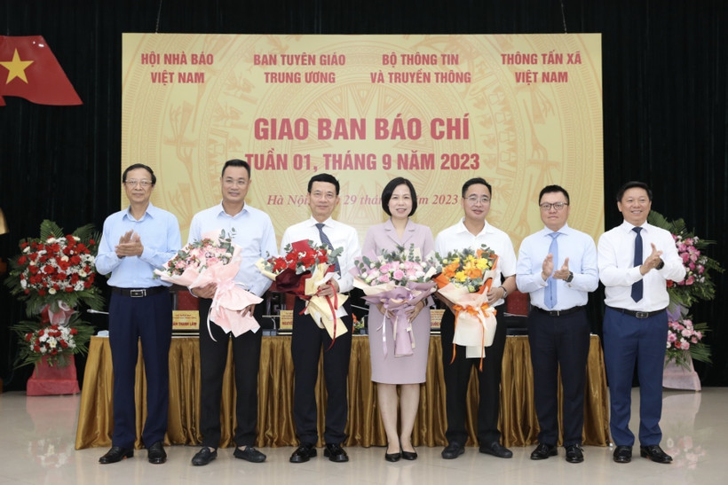Giao ban báo chí Mùa thu 2023: Cùng mở hướng đi - Mọi cơ quan báo chí sẽ trở thành cơ quan báo chí số