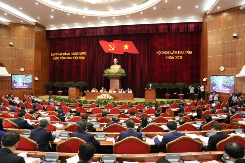 Nghị quyết Hội nghị Trung ương 8 khóa XIII về tiếp tục phát huy truyền thống, sức mạnh đại đoàn kết toàn dân tộc, xây dựng đất nước ta ngày càng phồn vinh, hạnh phúc