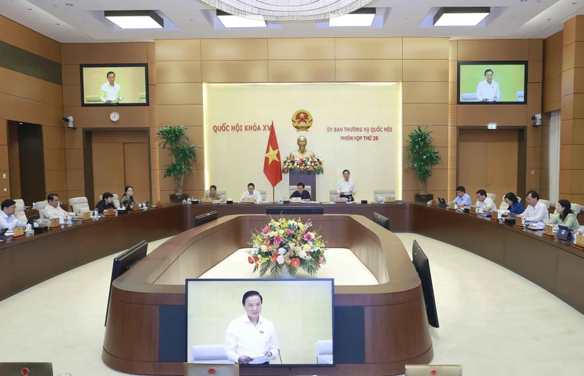 Quang cảnh phiên họp. Ảnh: Doãn Tấn - TTXVN