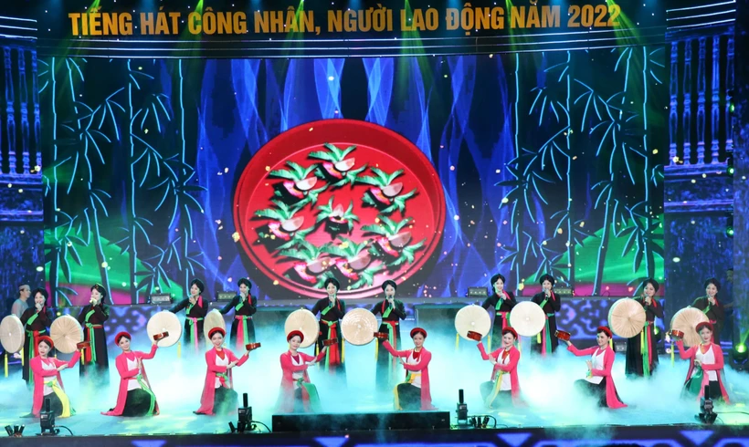Chương trình biểu diễn nghệ thuật chào mừng của đoàn Bắc Ninh. Ảnh: Thanh Thương - TTXVN