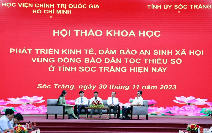 Tọa đàm tại Hội thảo. Ảnh: Trung Hiếu - TTXVN