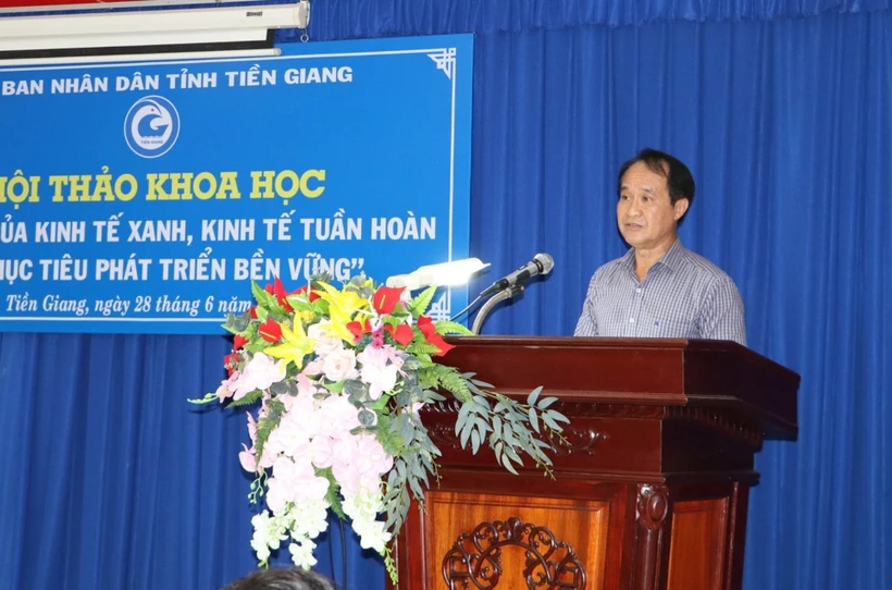 Giám đốc Sở Công Thương tỉnh Tiền Giang Lưu Văn Phi phát biểu. Ảnh: Minh Trí - TTXVN