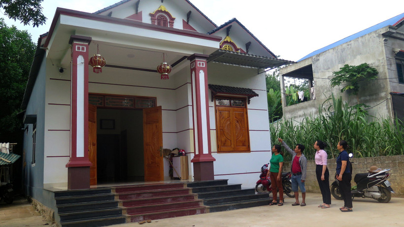 Nhờ có vốn vay của Ngân hàng CSXH huyện Sơn Dương, gia đình ông Nông Văn Nhất thôn Phục Hưng, xã Lương Thiện, huyện Sơn Dương, Tuyên Quang đã yên tâm về chỗ ở. Ảnh: Thu Huyền