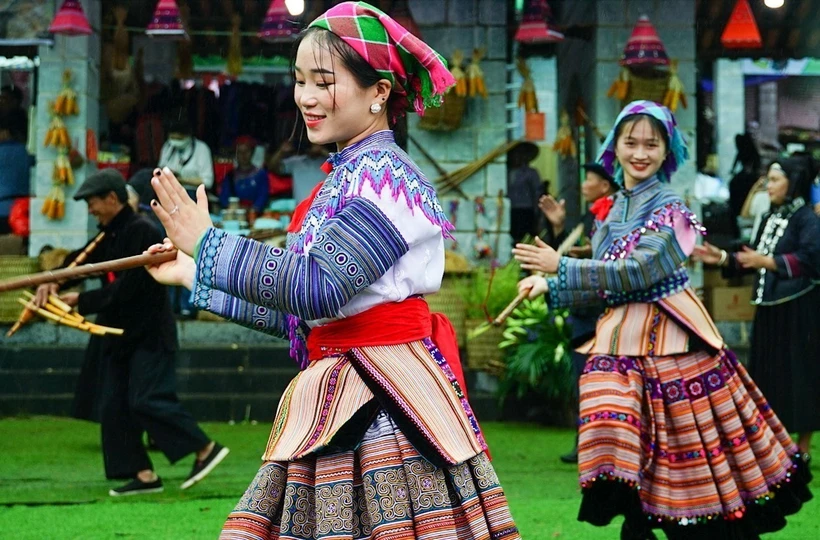 Đổi mới công tác phổ biến pháp luật về văn hóa, thể thao, du lịch cho đồng bào dân tộc thiểu số