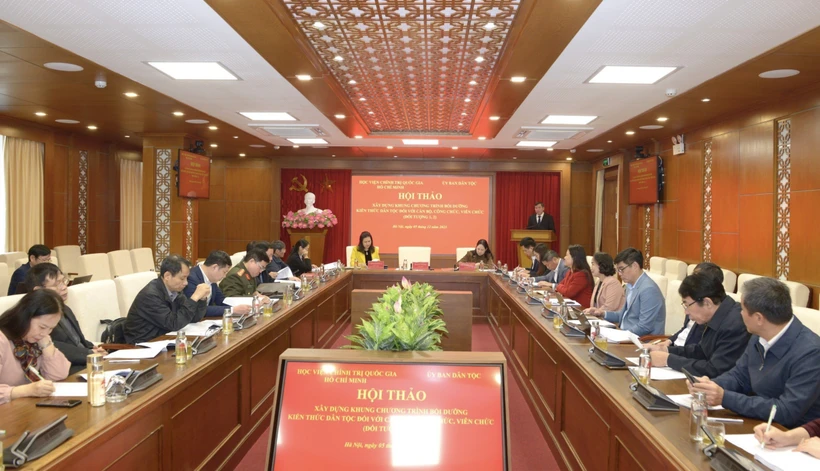 Xây dựng khung chương trình bồi dưỡng kiến thức dân tộc đối với cán bộ, công chức, viên chức