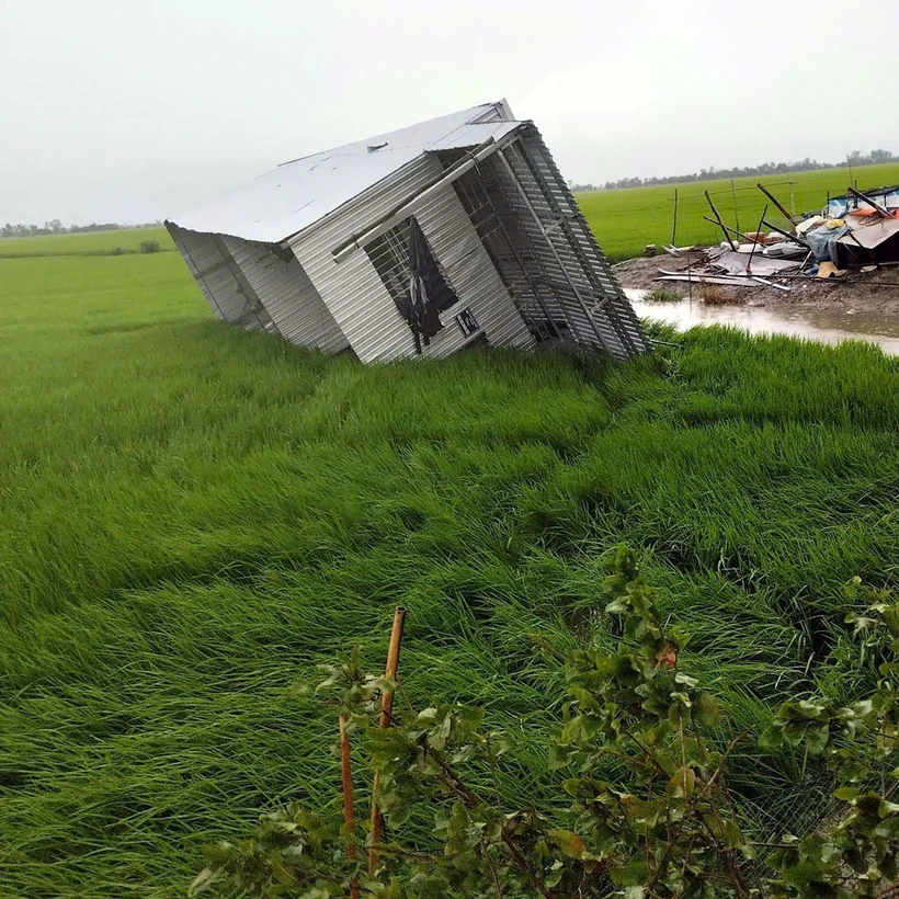 Mưa dông gây nhiều thiệt hại trên địa bàn tỉnh Kiên Giang