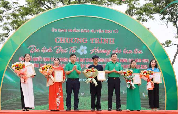 potal-thai-nguyen-khai-mac-chuong-trinh-du-lich-dai-tu-huong-che-lan-toa-7982149.jpg