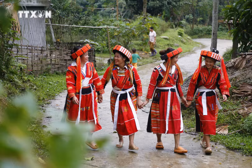 Dân tộc Pà Thẻn