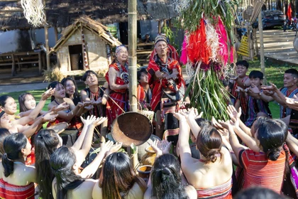 Bảo tồn, gìn giữ giá trị Lễ mừng lúa mới của đồng bào Giẻ Triêng