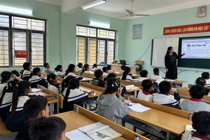 Dồn lực đưa dự án trường nội trú biên giới về đích