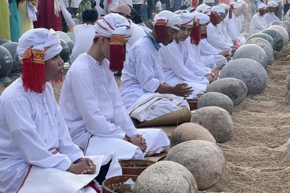 Tết Ramưvan - Mùa báo hiếu và những cuộc đoàn viên