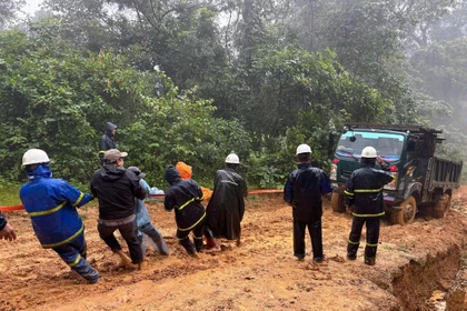 Quảng Trị: Xóa vùng lõm sóng, điện cho 17 thôn, bản trước 15/12