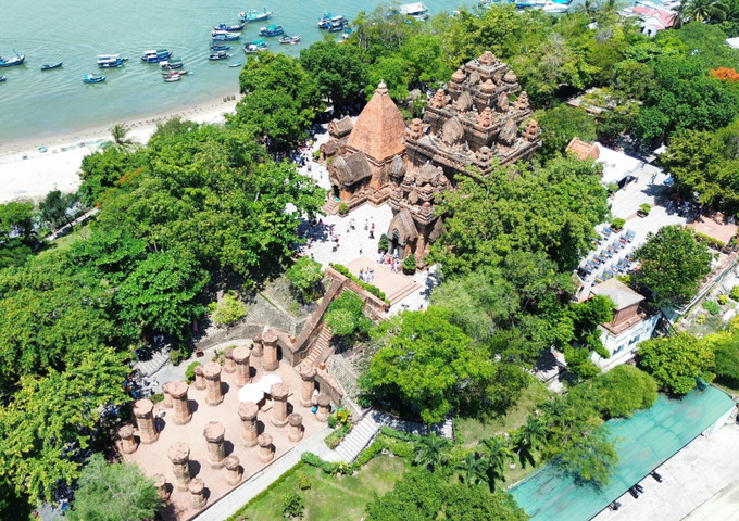 Di tích kiến trúc nghệ thuật quốc gia đặc biệt Tháp Bà Pô Nagar (phường Bắc Nha Trang, Khánh Hòa). thap-cham-o-tinh-khanh-hoa-3.jpg