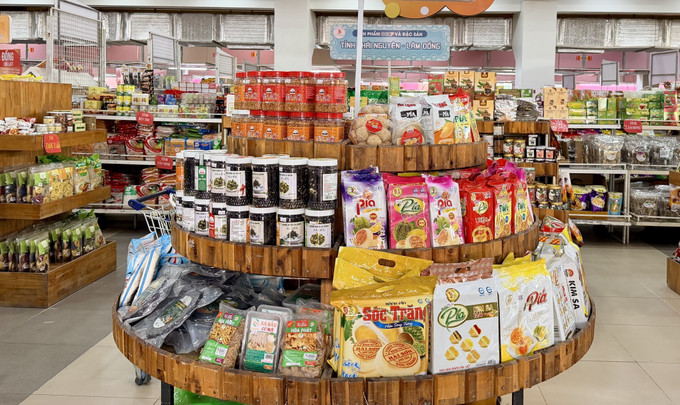 Các sản phẩm đặc sản vùng miền, sản phẩm OCOP được trưng bày tại tại Trung tâm nông nghiệp và đặc sản Việt Nam ở An Giang.