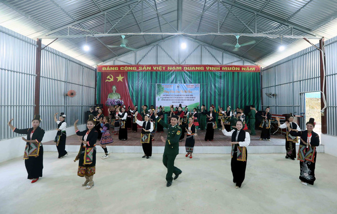 Chương trình đồng diễn dân vũ thể thao tại Ngày hội.