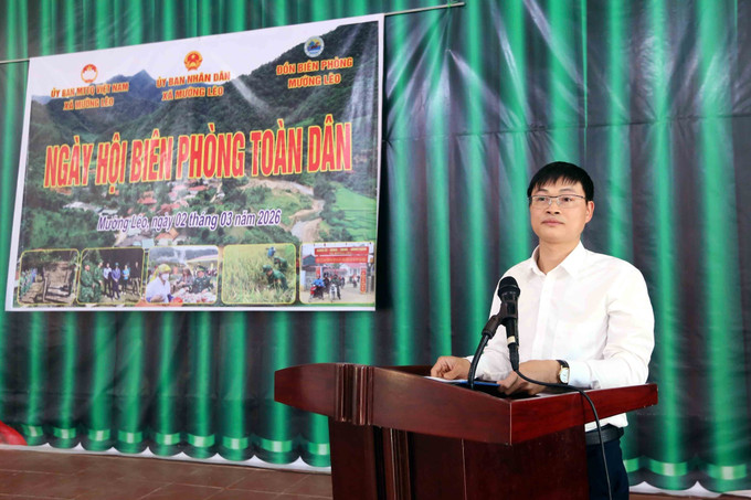 Phó Bí thư Thường trực Đảng ủy xã Mường Lèo Lê Đức Trường phát biểu.