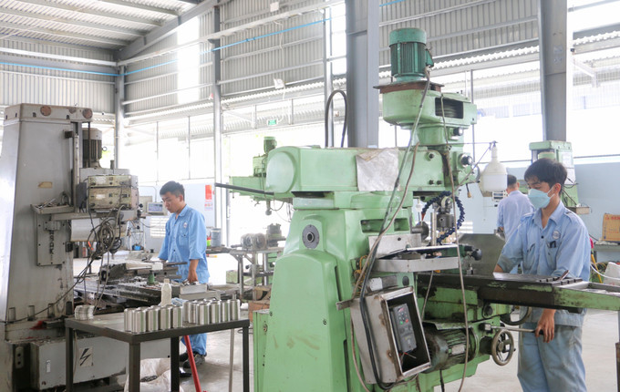 An Giang hỗ trợ các doanh nghiệp nhỏ và vừa đổi mới công nghệ, với mức tối đa bằng 50% giá trị hợp đồng tư vấn giải pháp chuyển đổi số cho doanh nghiệp. An Giang hỗ trợ các doanh nghiệp nhỏ và vừa đổi mới công nghệ, với mức tối đa bằng 50% giá trị hợp đồng tư vấn giải pháp chuyển đổi số cho doanh nghiệp.
