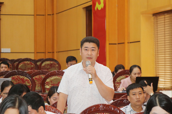 Lãnh đạo 37 xã, phường khu vực phía Bắc sau sáp nhập tỉnh báo cáo về khó khăn vướng mắc trong giai đoạn đầu vận hành mô hình chính quyền địa phương hai cấp cũng như trong việc xóa nhà tạm, nhà dột nát. Ảnh: Vũ Hoàng Giang/TTXVN Lãnh đạo 37 xã, phường khu vực phía Bắc sau sáp nhập tỉnh báo cáo về khó khăn vướng mắc trong giai đoạn đầu vận hành mô hình chính quyền địa phương hai cấp cũng như trong việc xóa nhà tạm, nhà dột nát. Ảnh: Vũ Hoàng Giang/TTXVN
